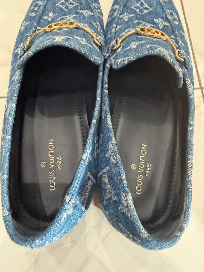 LUIS VUITTON モノグラム　ローファー