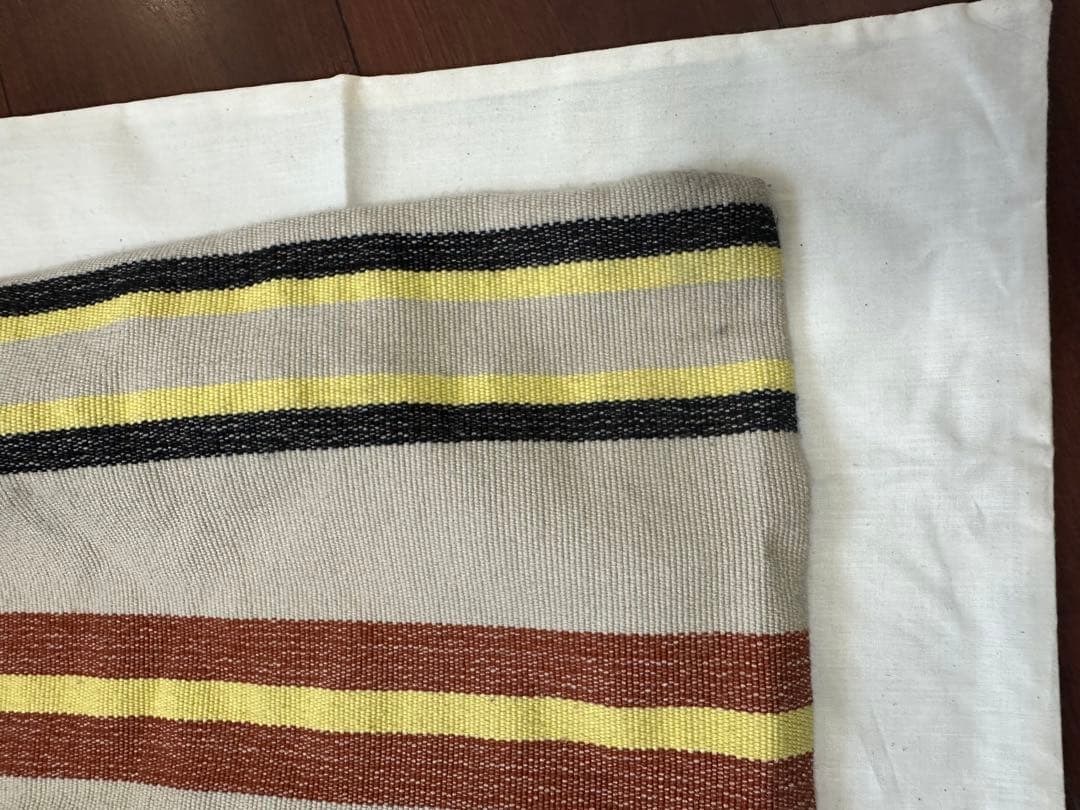 マルニマーケット　エクリュ