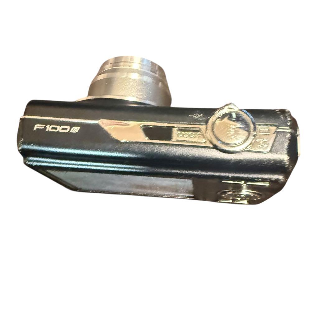 ★FUJIFILM 富士フイルム FinePix F100fdデジタルカメラ