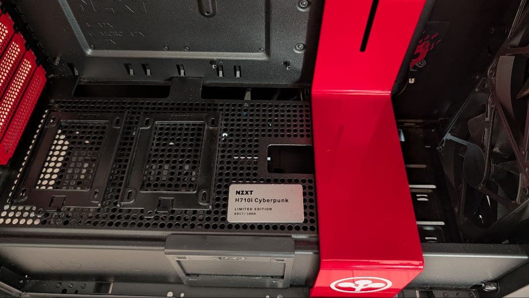 NZXT H710i Cyberpunk PCケース