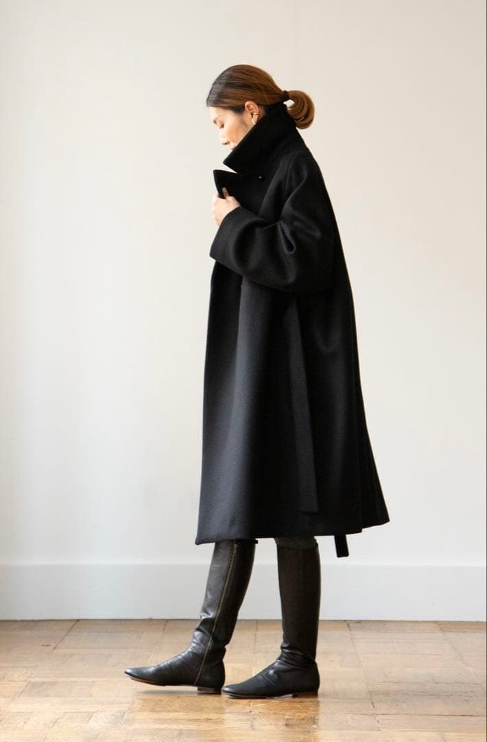 マドリガル　フォローコート　black