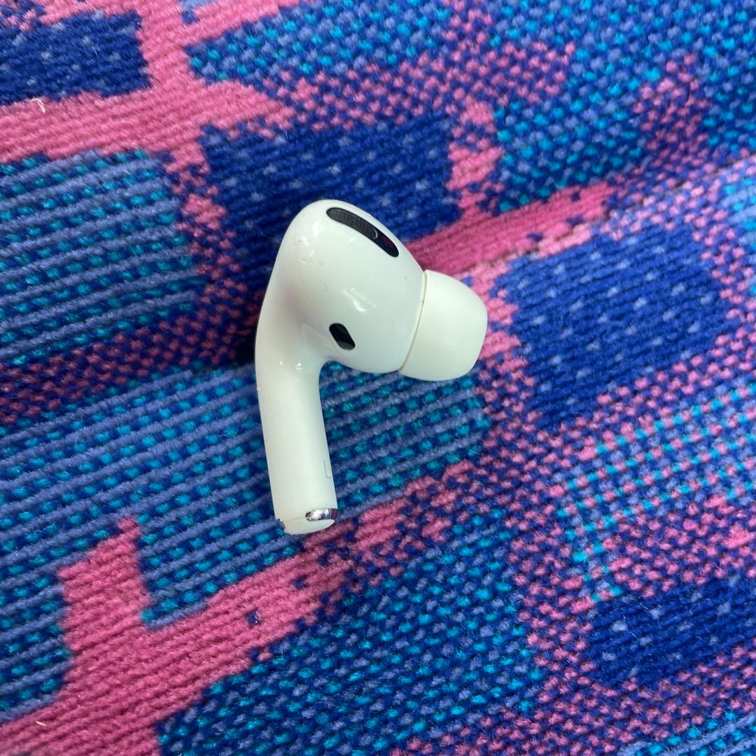 ヘッドホン Apple AirPods MMEF2J/A