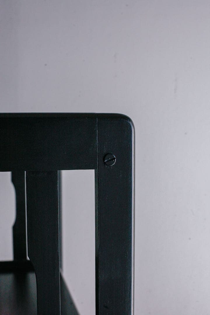 黒塗り　本棚　収納棚　飾り棚　ブックシェルフ　キャビネット　アンティーク　古家具