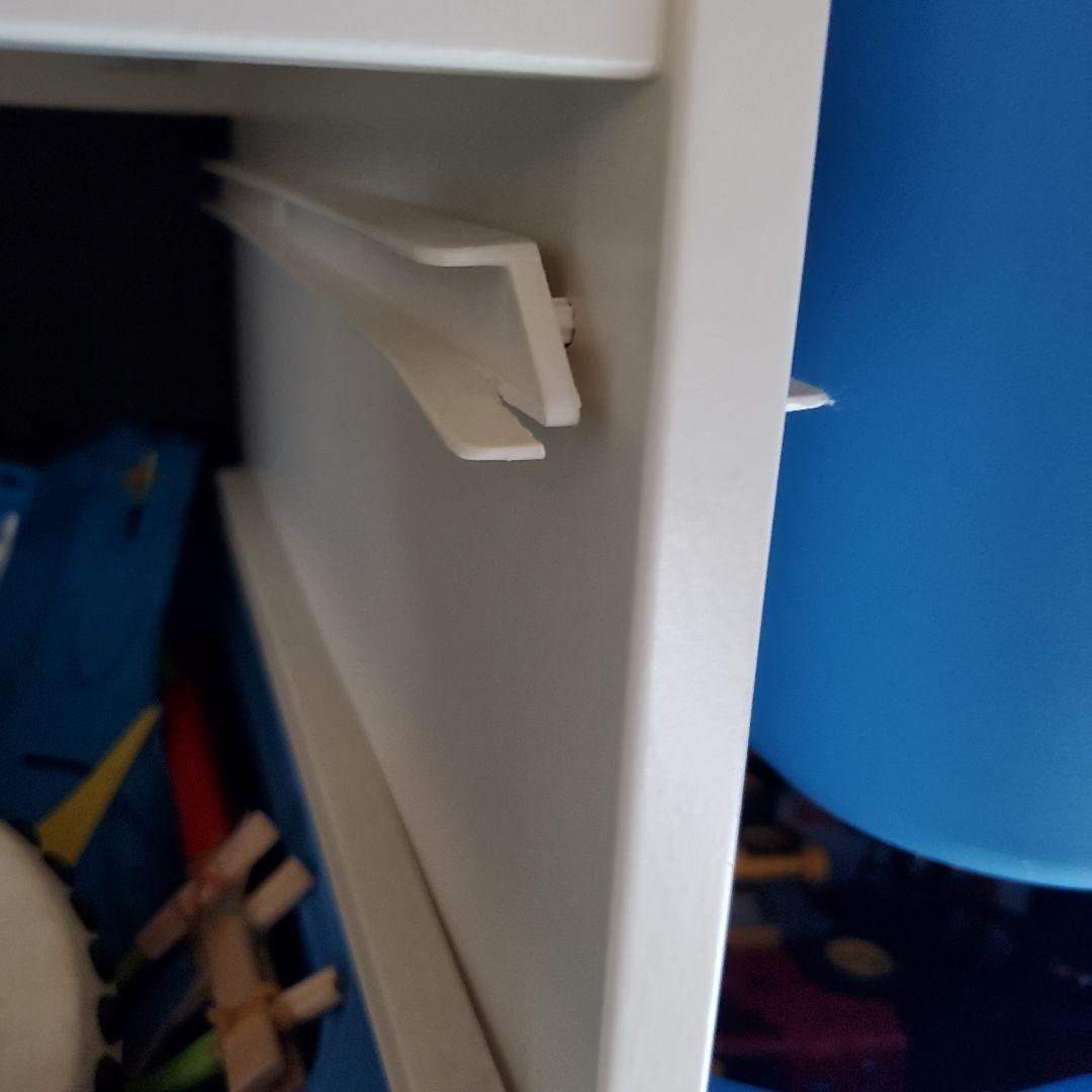 ホワイト収納ラック 引き出し式　IKEAトロファスト収納棚