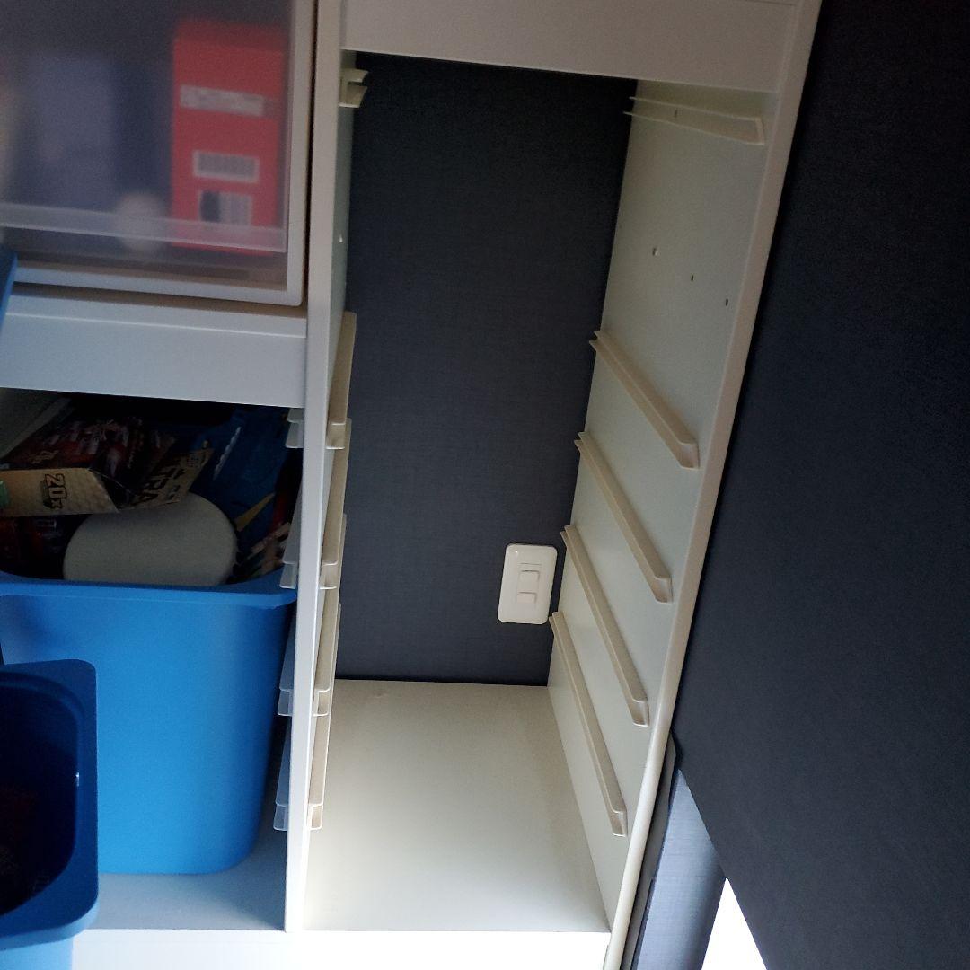 ホワイト収納ラック 引き出し式　IKEAトロファスト収納棚