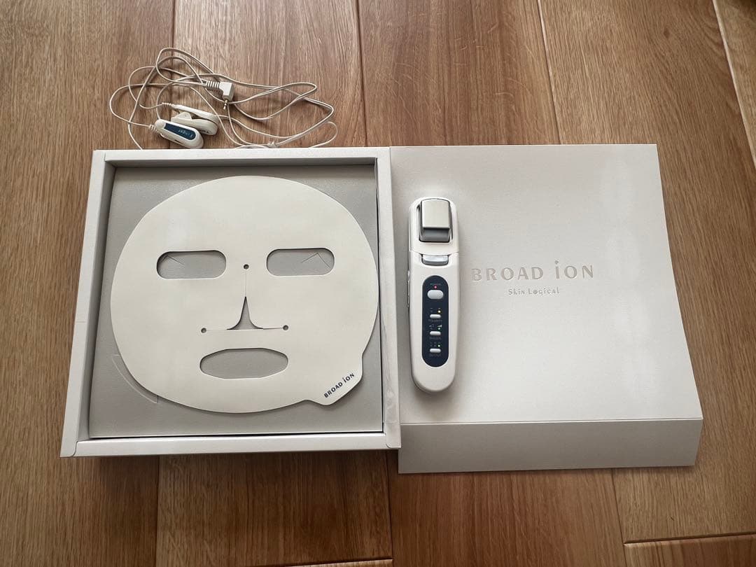 スキンロジカル イオン導入器 ブロードイオン 家庭用美顔器