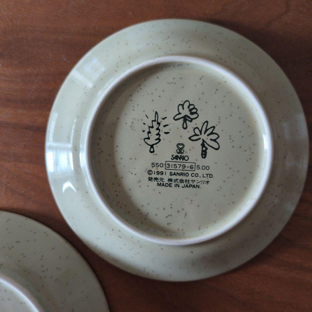サンリオ　ウィアーダイナソアーズ 食器　小皿　サウルス　ピーウィー