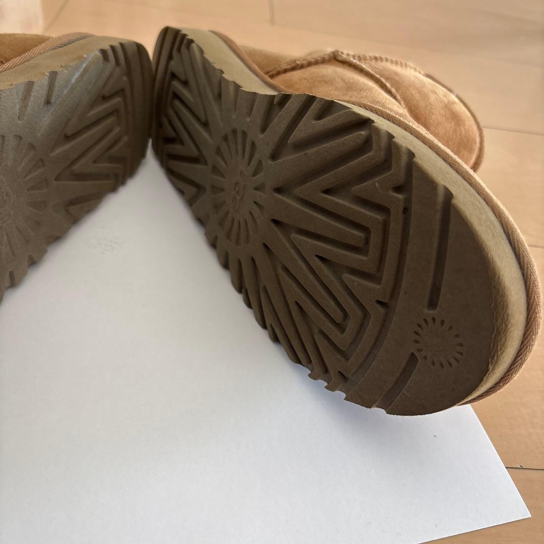 UGG アグ ムートンブーツ クラシックミニ 2 チェスナット 24cm