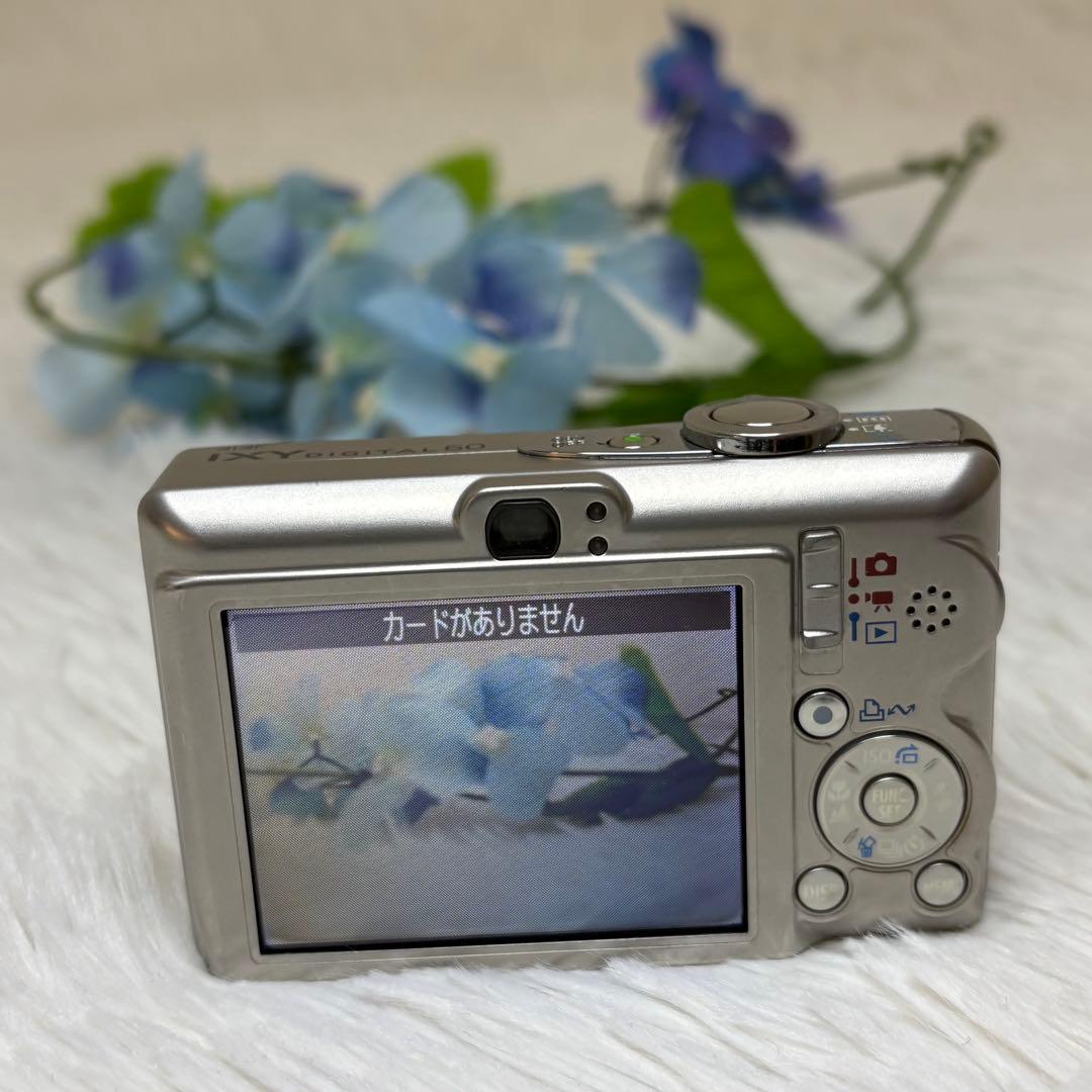 Canon カメラ　IXY 60 PC1158 充電器 コンデジ　動作品