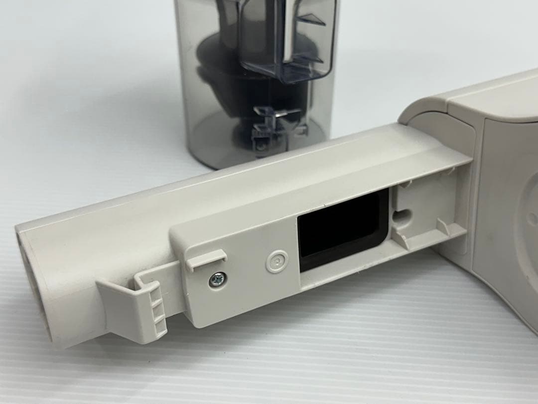 28分　ダスト 純正バッテリー付き　Panasonic 掃除機　MC-SB33J