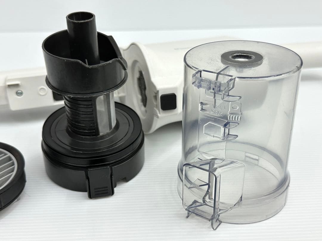 28分　ダスト 純正バッテリー付き　Panasonic 掃除機　MC-SB33J