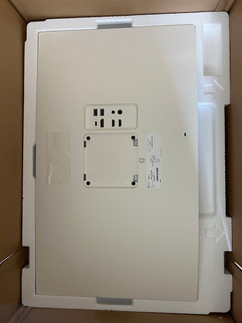 LG UHD モニター27UP850-W 27インチ 4K type-c