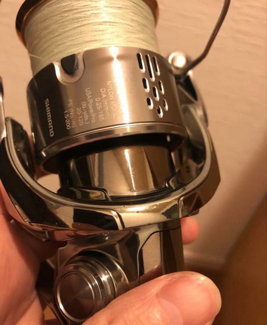 18ステラ4000MHG ゴメクサスハンドルノブ付き