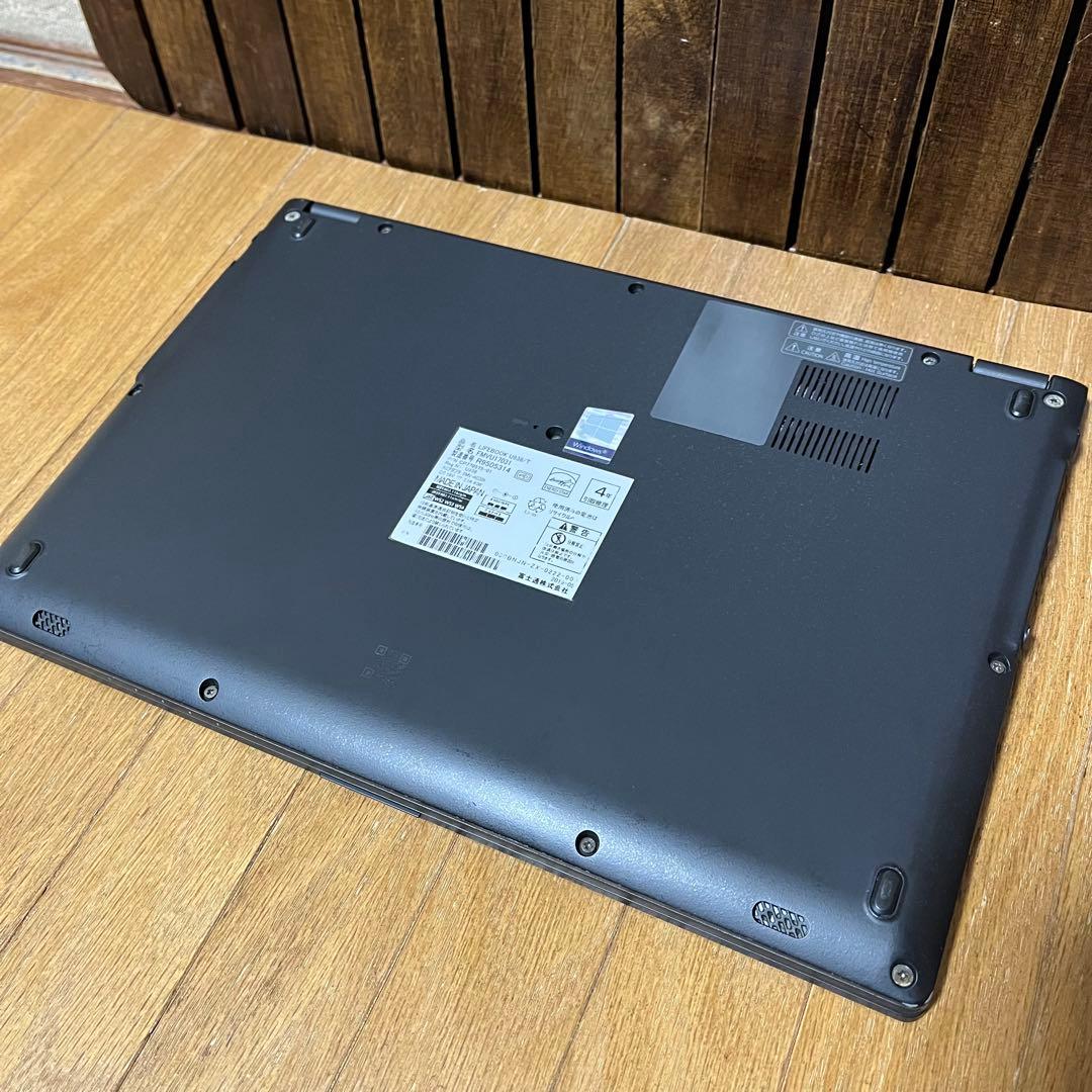 富士通 LIFEBOOK U938/T i5-8250U Win11搭載
