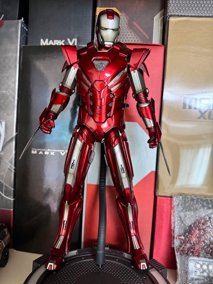 ホットトイズ アイアンマンマーク33シルバーセンチュリオンムービーマスターピース