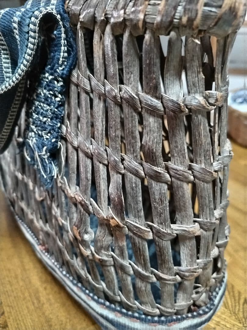 骨董山葡萄かごバッグ