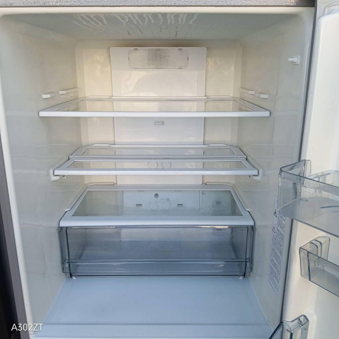 送料設置無料　最新モデル　アクア冷蔵庫　272L