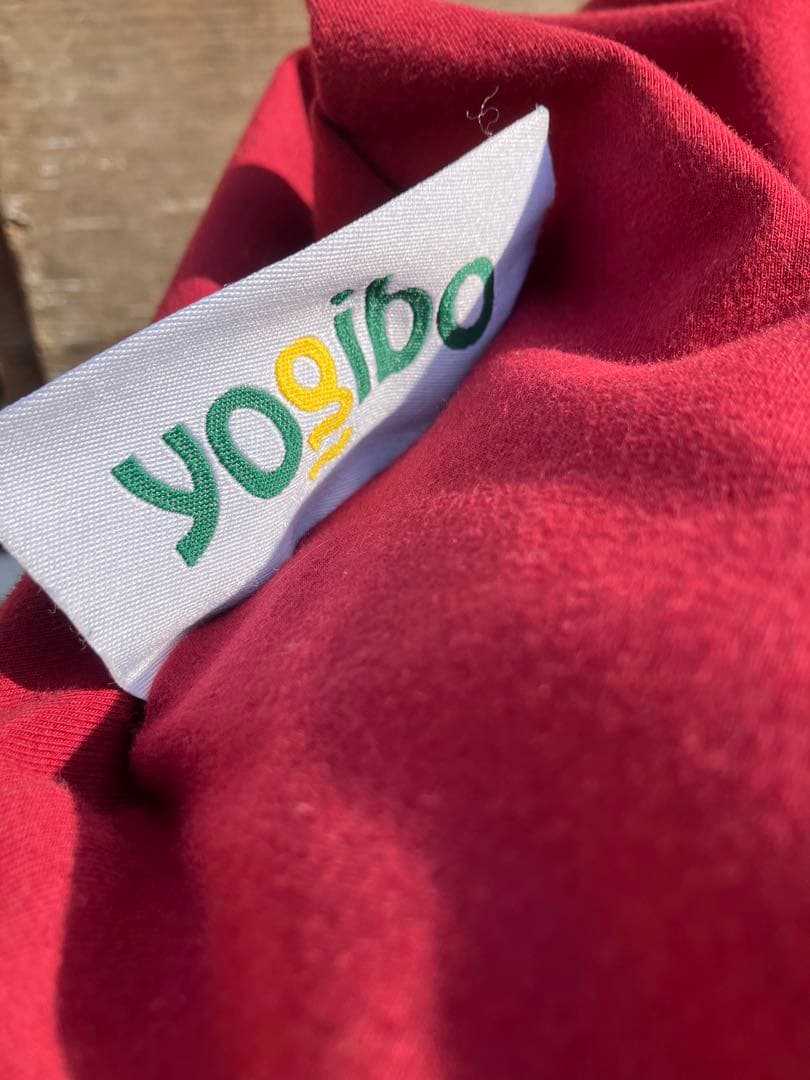 東京近辺直接渡し可　Yogibo ビーズクッション ワインレッド