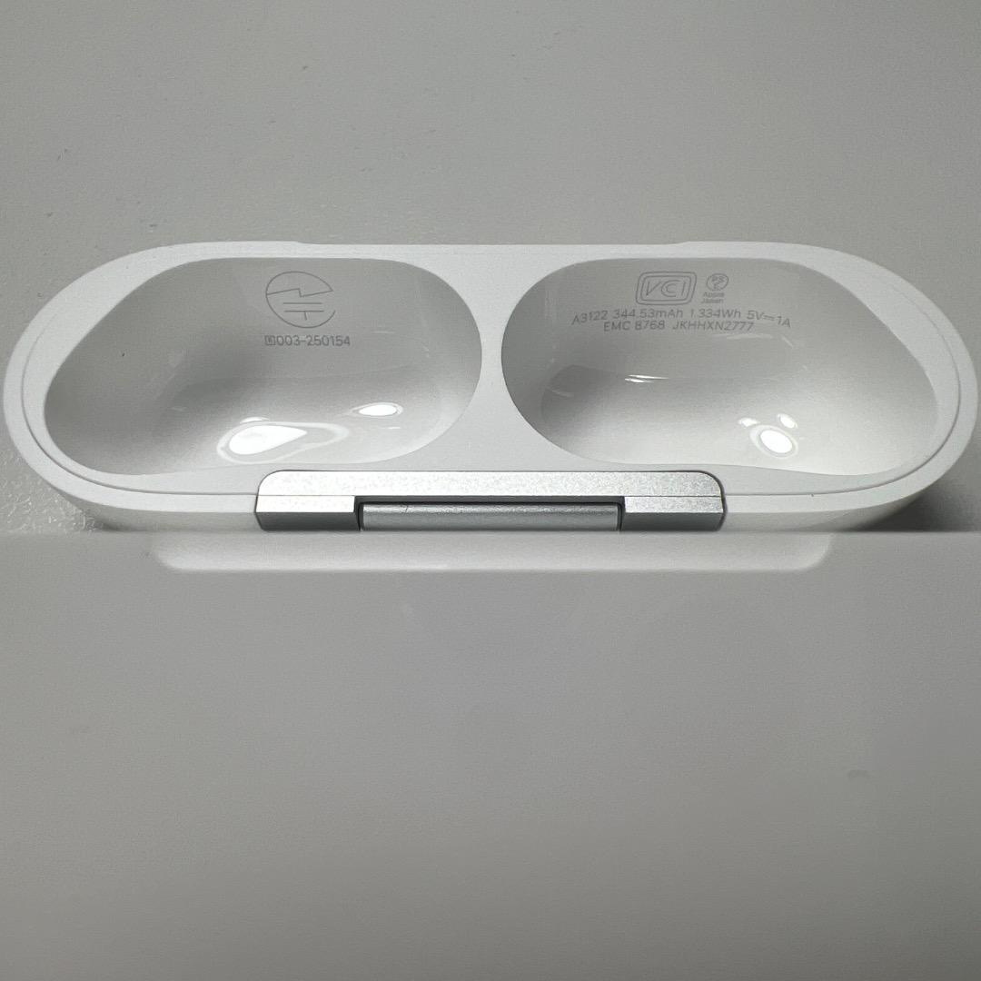 Apple AirPods Pro 第3世代 充電ケース A3122 8