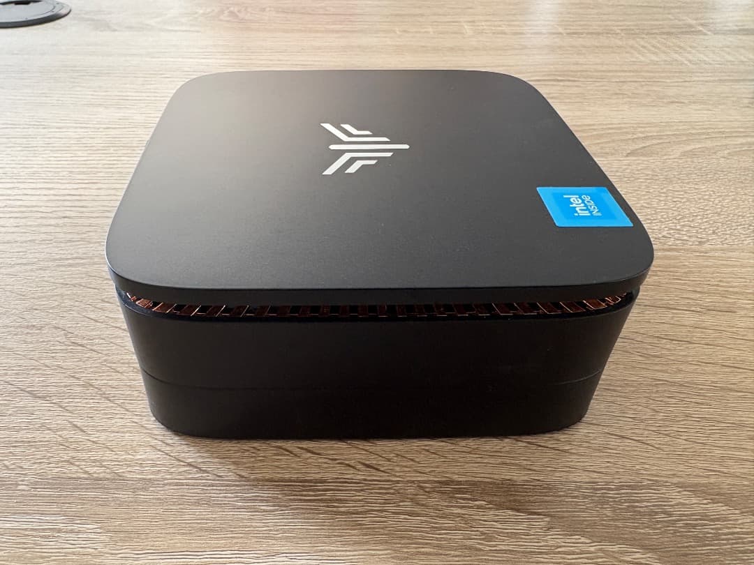 ミニPC NiPoGi AK1PLUS ロジクール、キーボード・マウス付