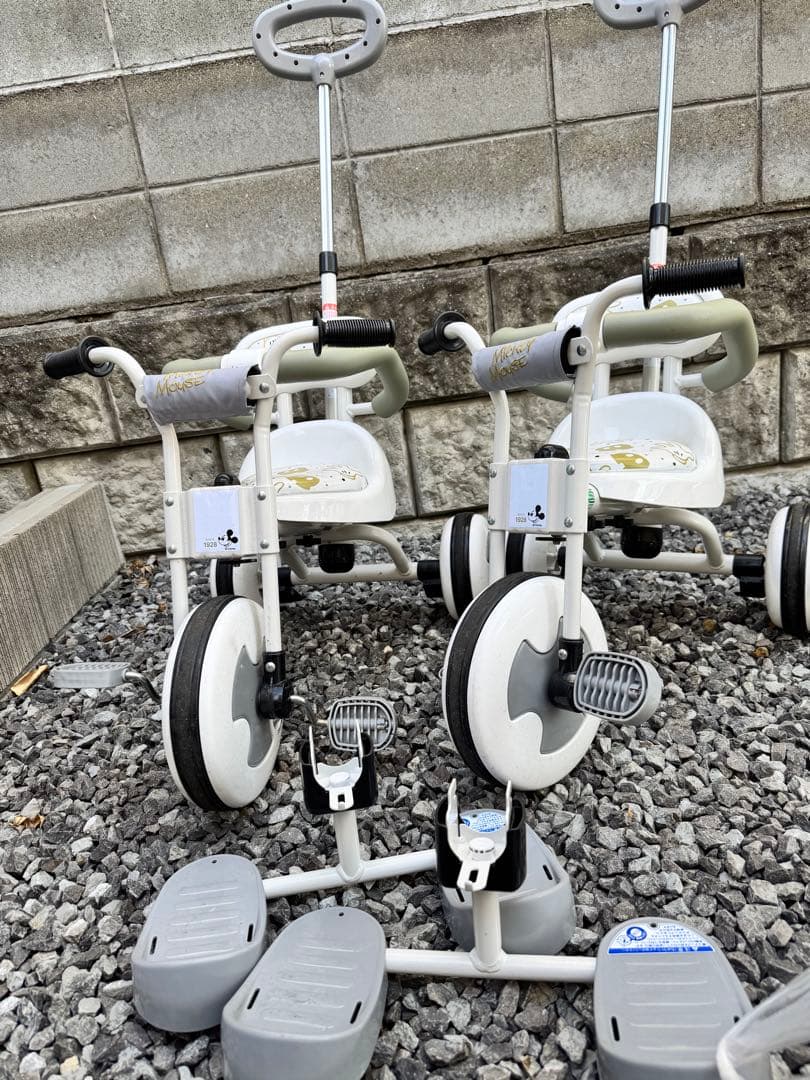 ディズニー　トライクピュア　三輪車
