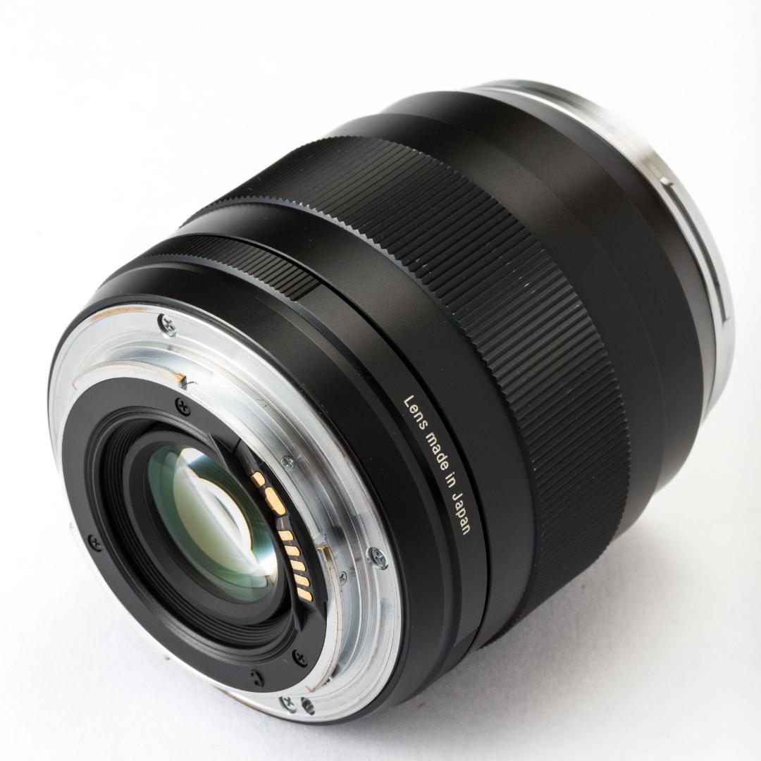 Carl Zeiss Distagon T*35mm F2 ZEレンズフード付き