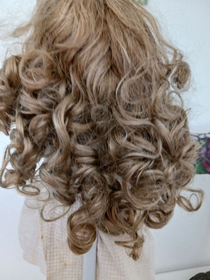 アンティークビスクドール ヘインリッチ(ドイツ) 保証書(星ビル)ポスター 付き