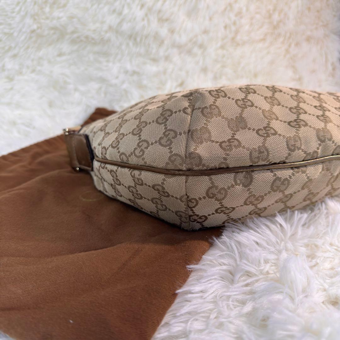 GUCCI グッチ ベージュ ゴールド ハーフムーン キャンバス シェリーライン