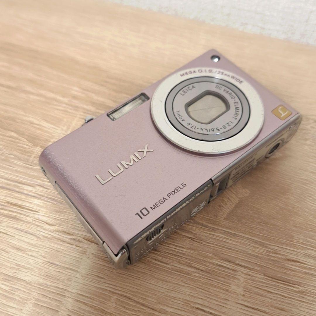 LUMIX　カメラ