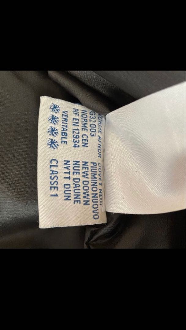 モンクレール フード付きダウンジャケット ブラック