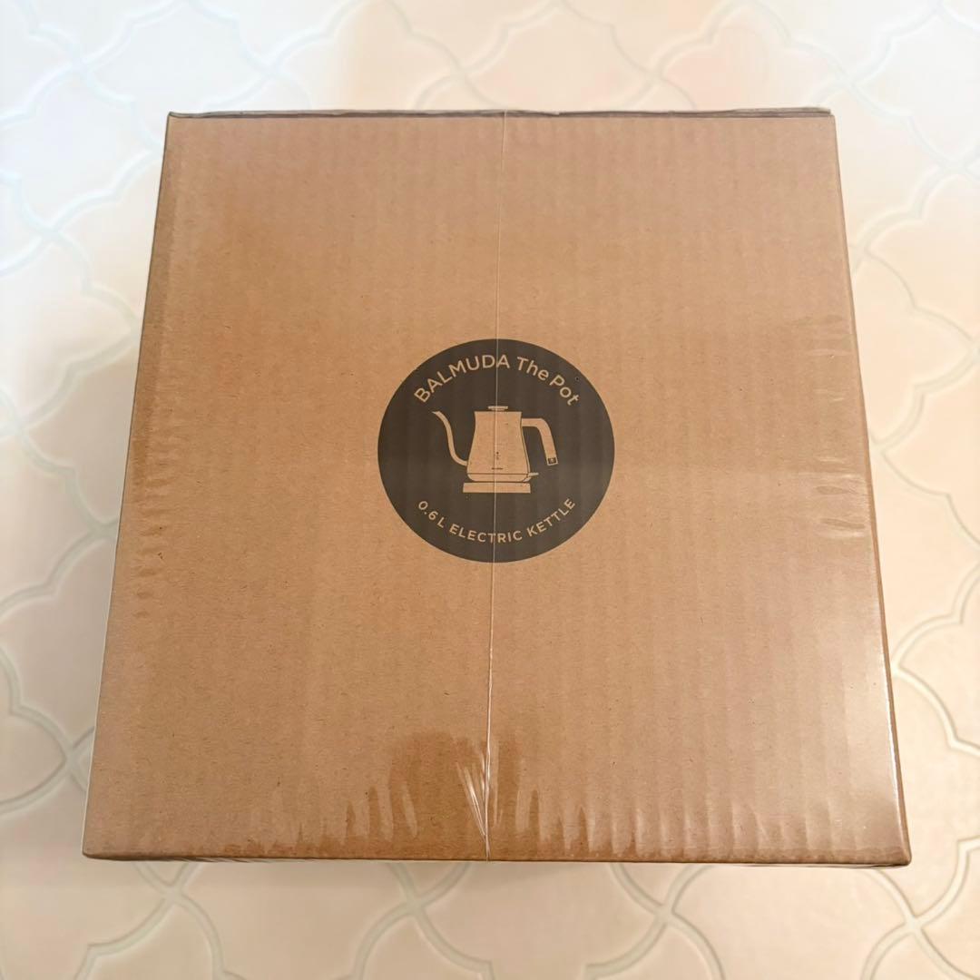 【新品・未開封】バルミューダ　スターバックスコラボ　電気ケトル　シュリンク有り