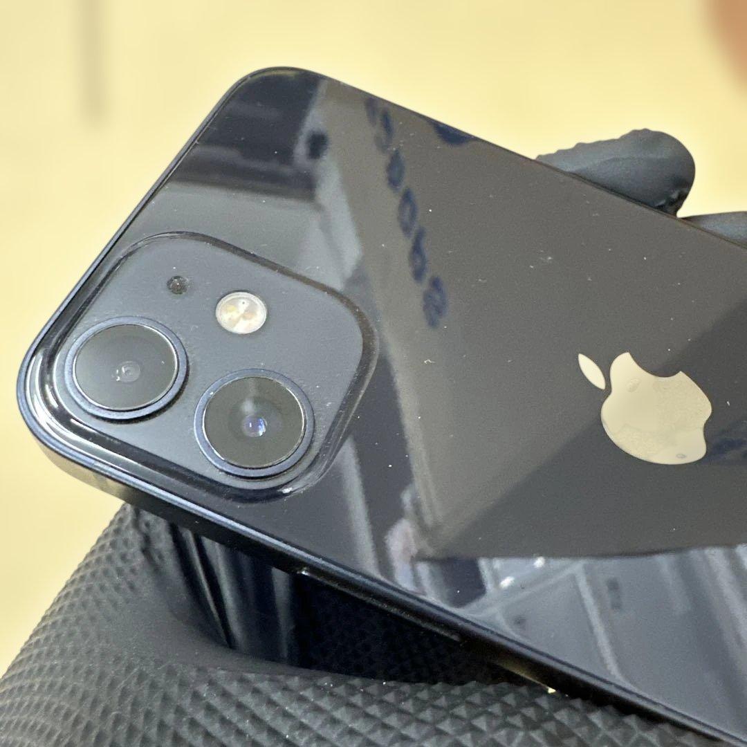 カメラ不良　iPhone 12 mini 64GB ブラック　SIMロック解除済