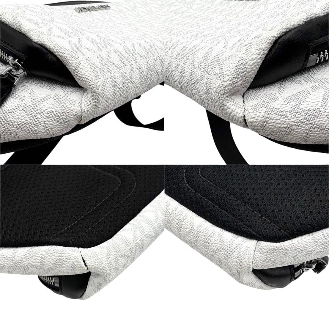 極美品 マイケルコース　クーパー ボディバッグ MK シグネチャー　ホワイト