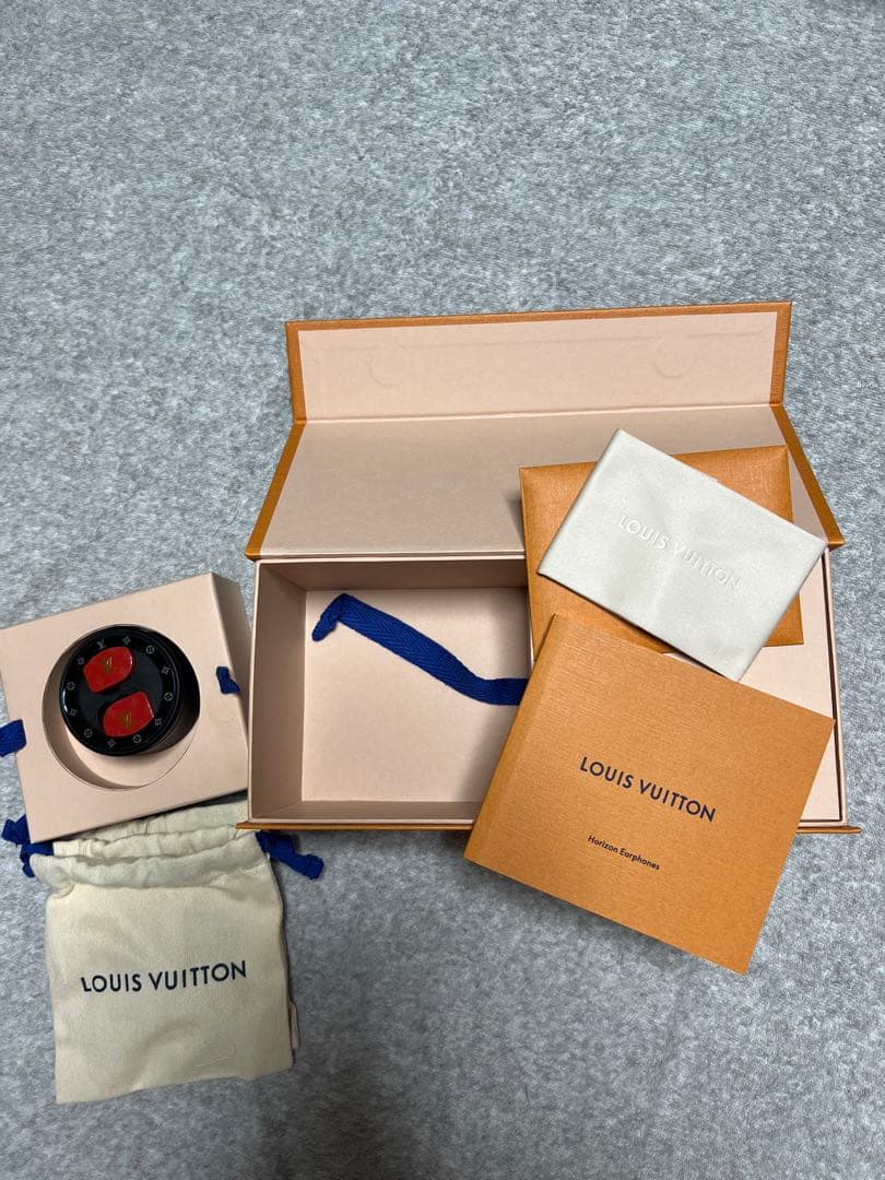 LOUIS VUITTON ルイヴィトン ワイヤレスイヤホン
