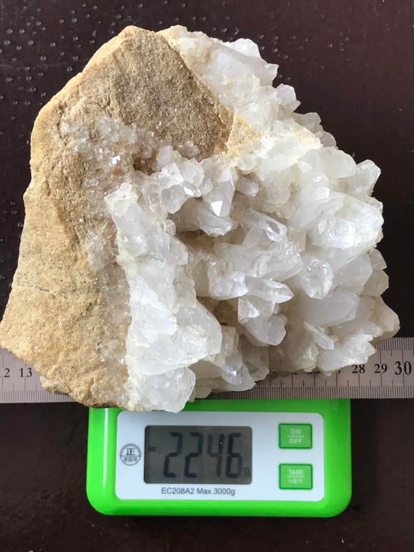 ◉マダガスカル産【母岩付き水晶/クリスタルクラスター】約2200g/2Z23pk