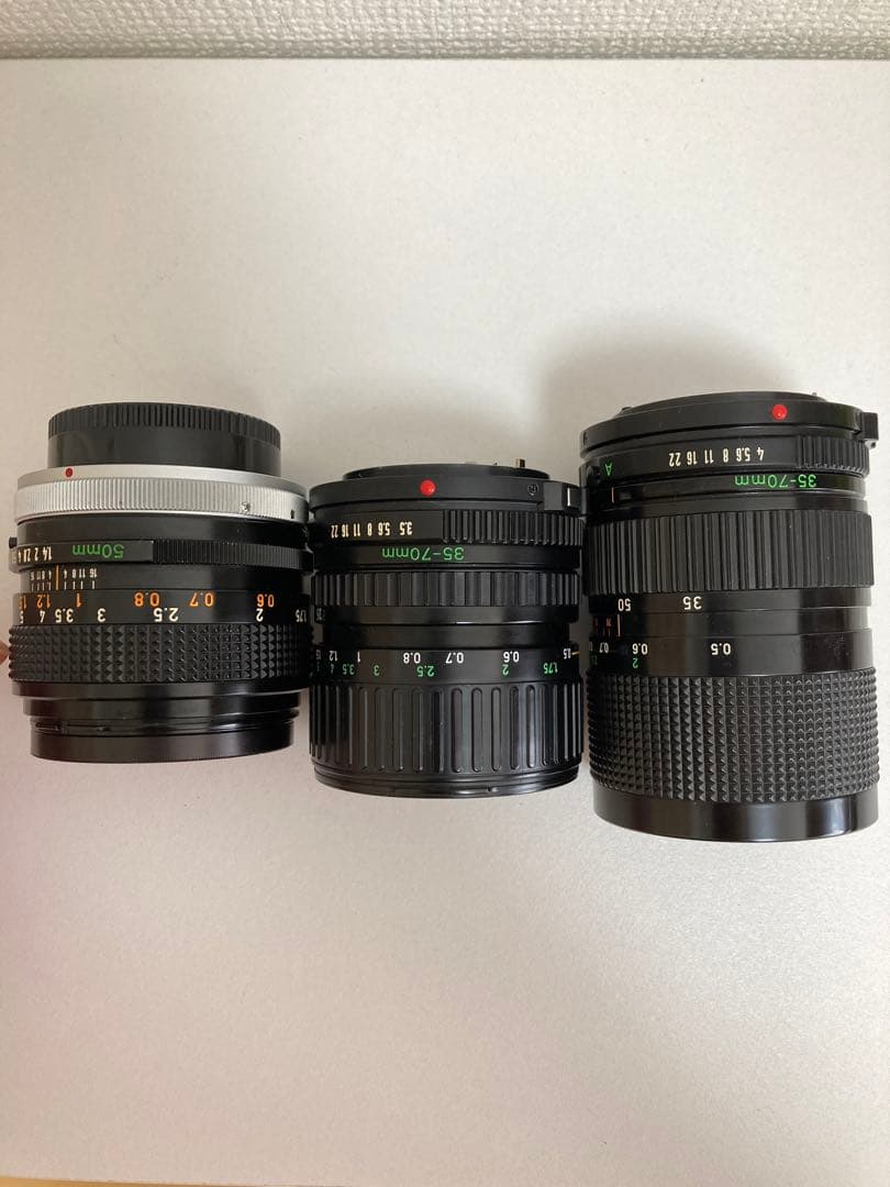 CanonAE-1セット！レンズ3本 ストロボ、レンズフィルター　フィルムカメラ