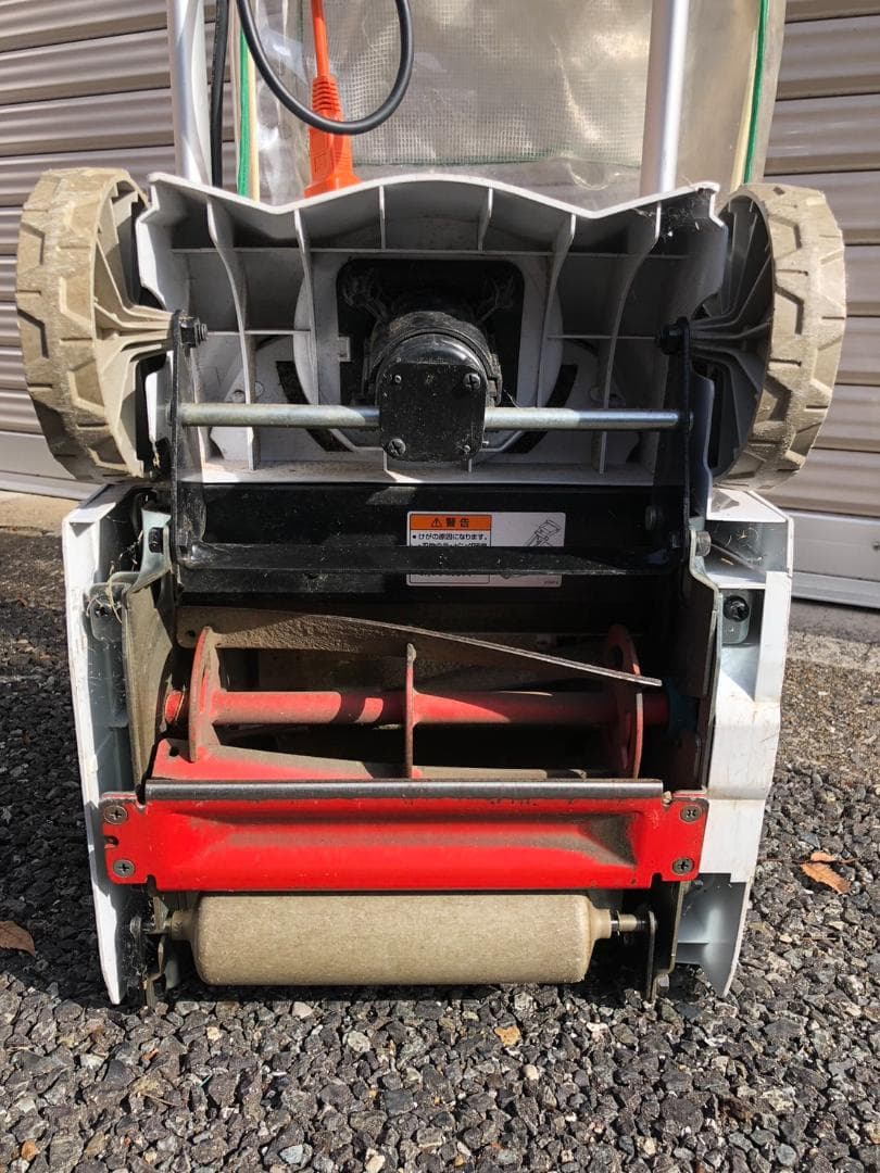 makita マキタ 230mm 芝刈機 MLM2351