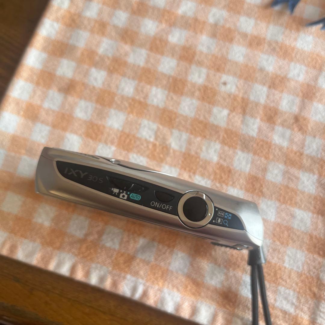 【メモリーカード無】Canon IXY 30Sコンパクトデジタルカメラ