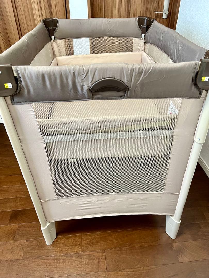 アップリカ 折りたたみベビーベット ココネルエアー ココアブラウン