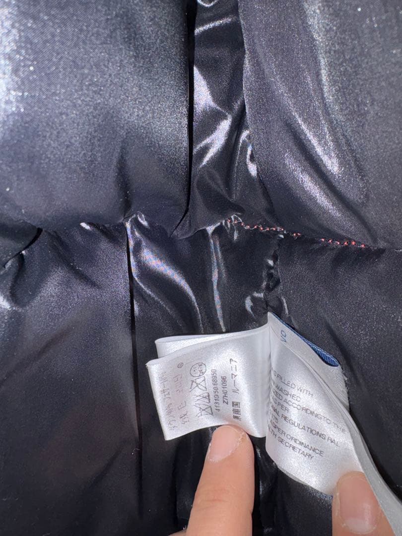 モンクレール　ビックワッペン　サイズ4