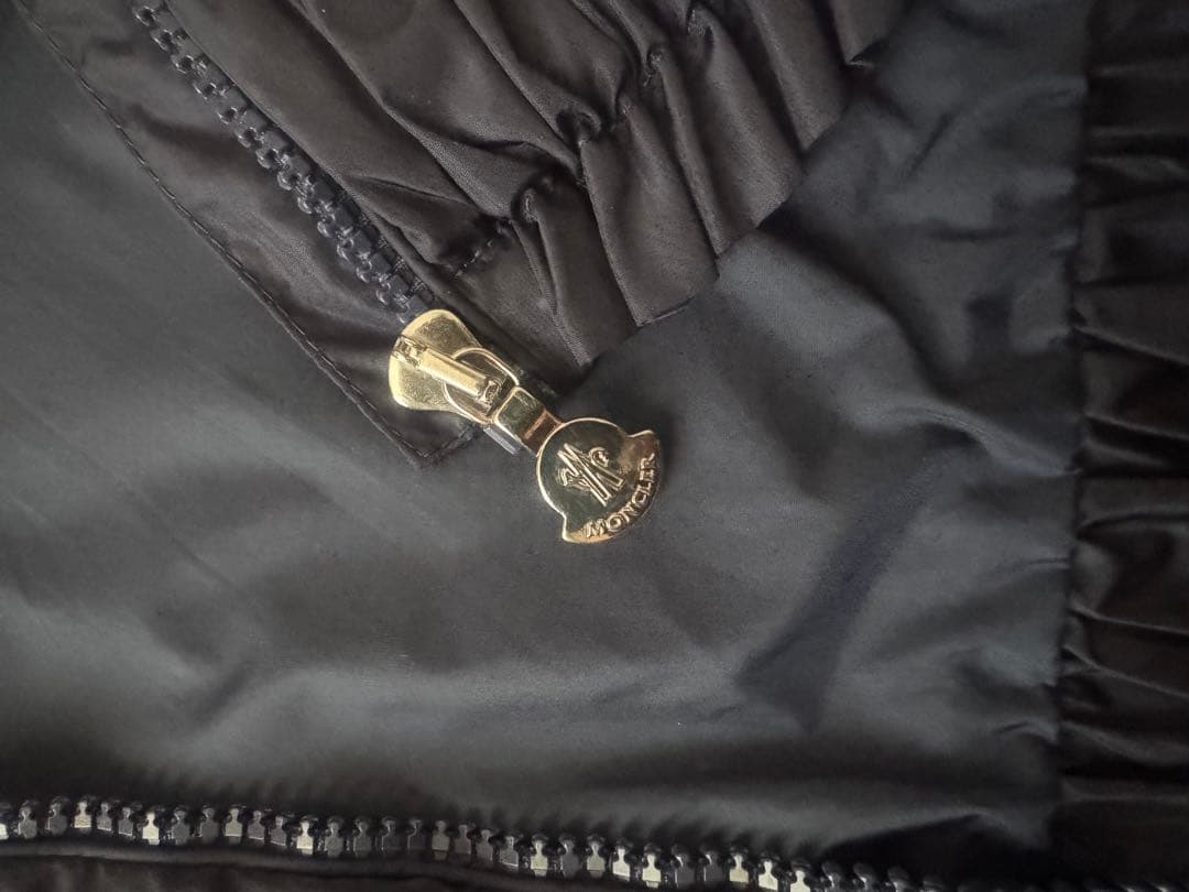 美品モンクレール⭐︎12A152㎝ネイビーナイロンブルゾン