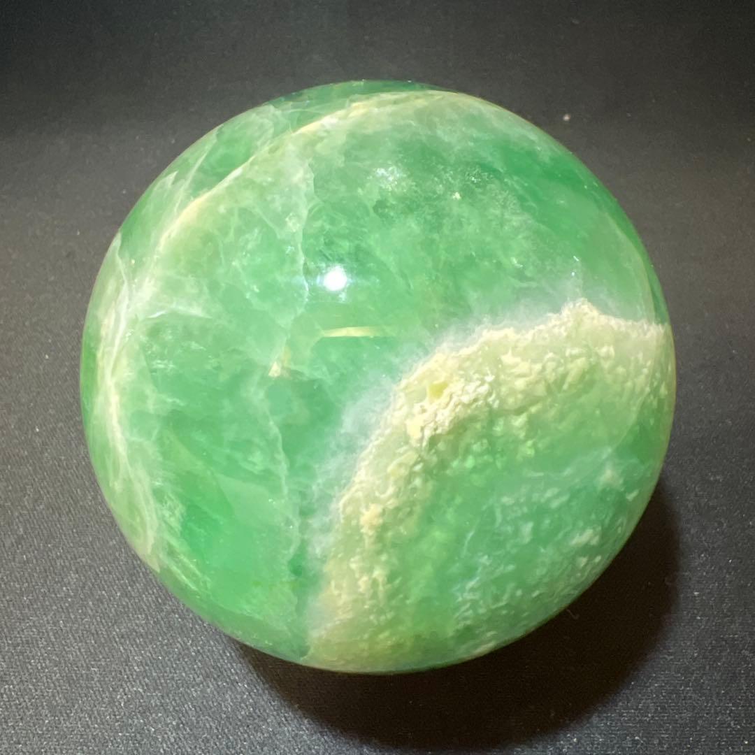 1.2kg/77mm】グリーンフローライト 共生カルサイト スフィア 丸玉