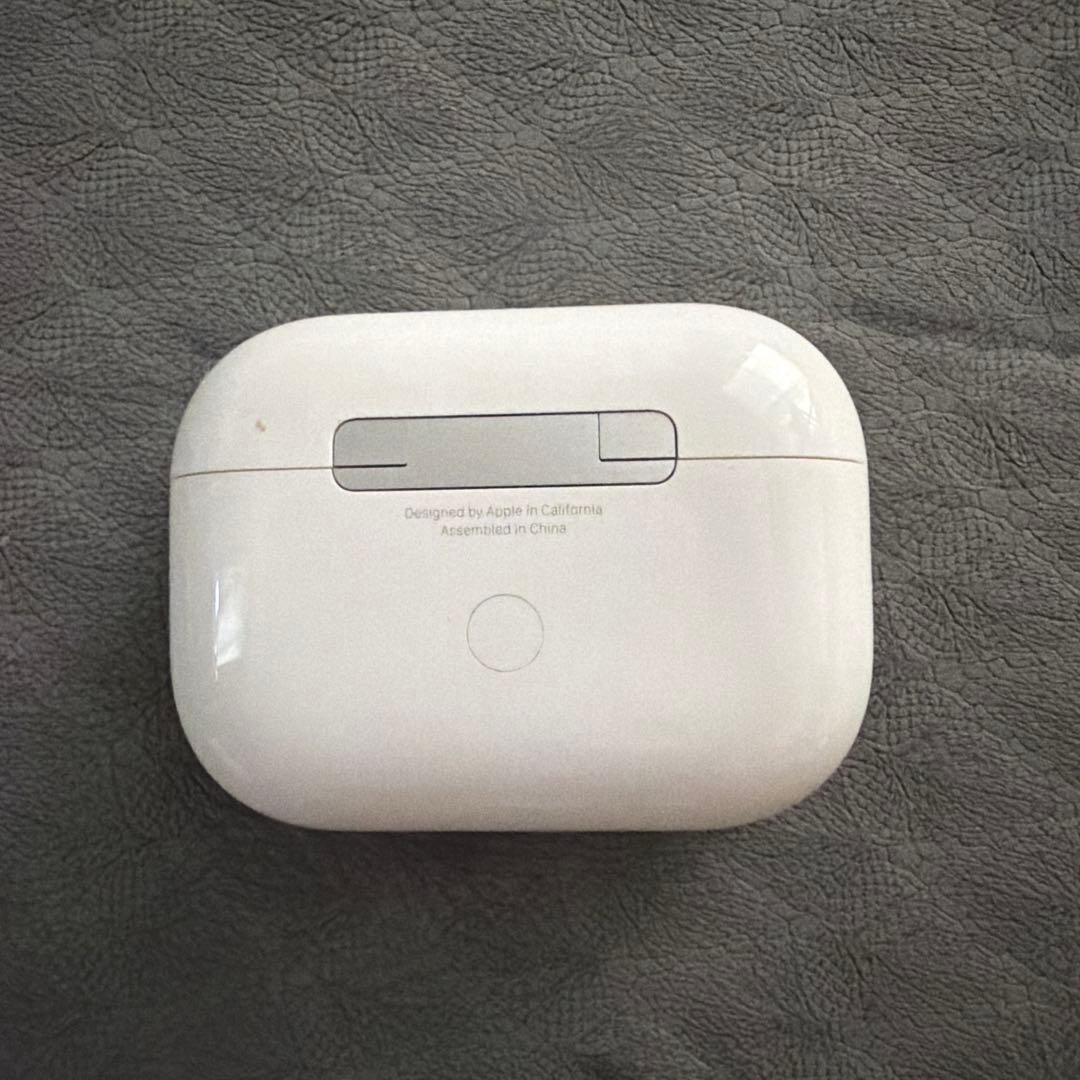 AirPods Pro 充電ケース付き　ホワイト