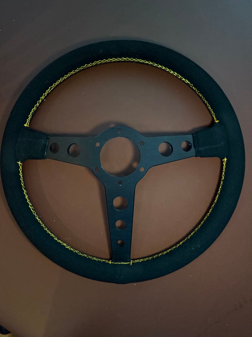 MOMO ステアリング ホットウィール50周年 記念モデル 14インチ スエード