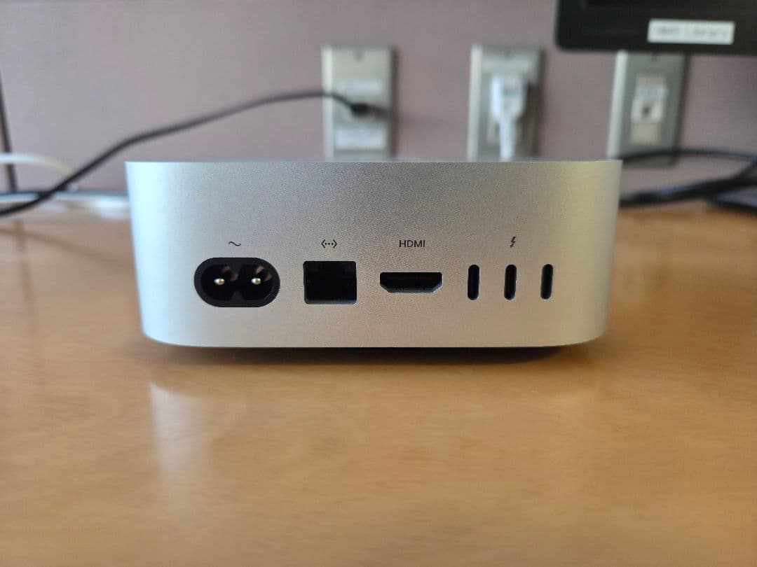 Mac mini (M4 / メモリ24GB / SSD 256GB)