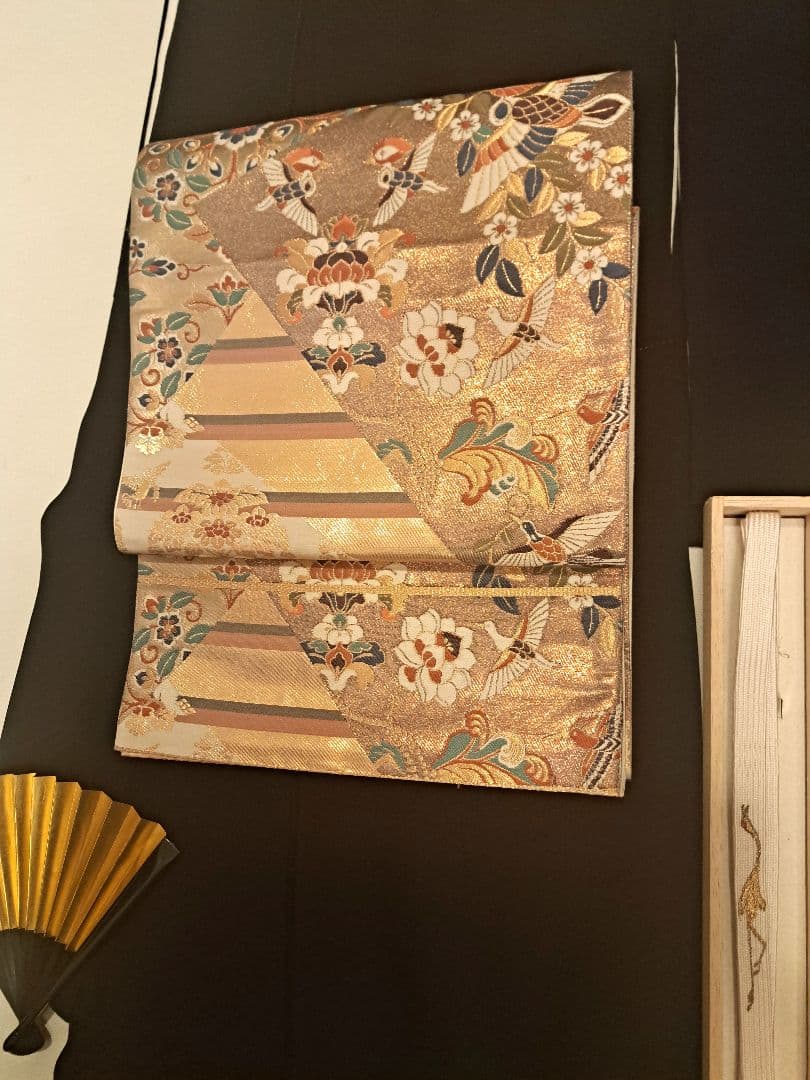 美品❇️豪華黒留袖　手描友禅　暈し染め 金彩刺繍 　　総フルセット