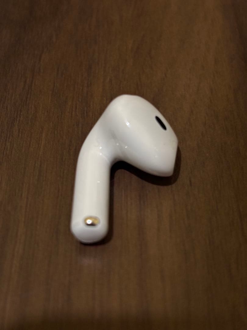 AirPods4 本体＋ケース　アクティブノイズキャンセリング搭載