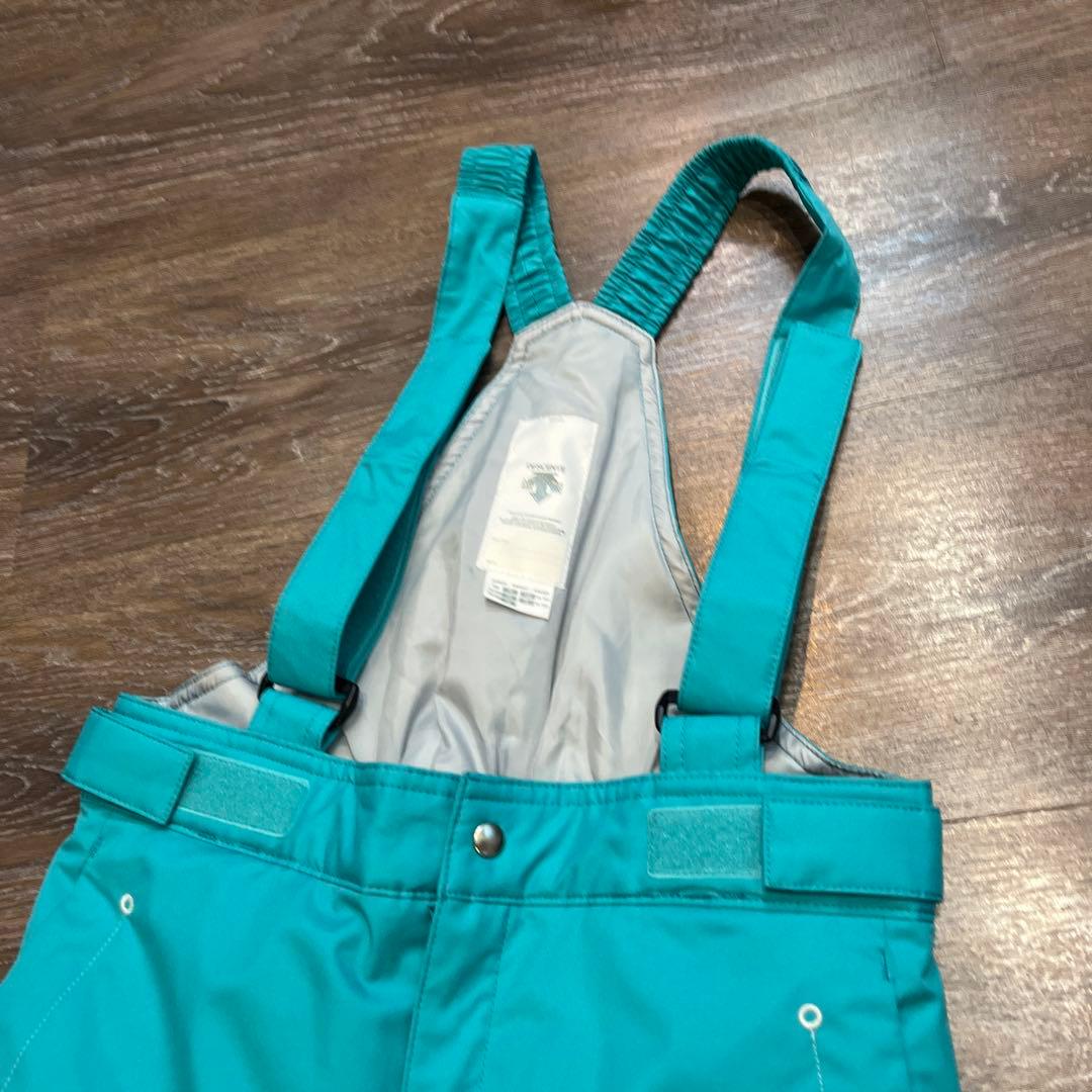 デサント　美品　　セットアップ　上下　スキーウェア　150 女の子