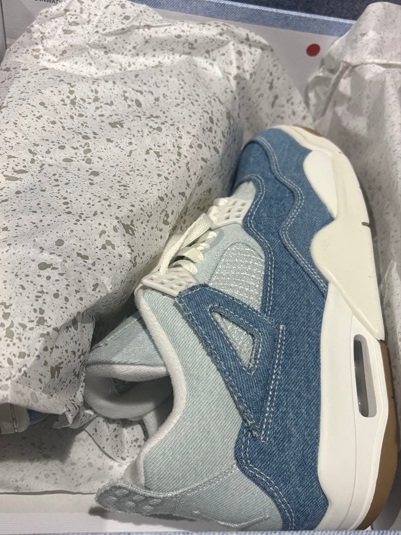 ナイキ　ジョーダン4レトロTEX