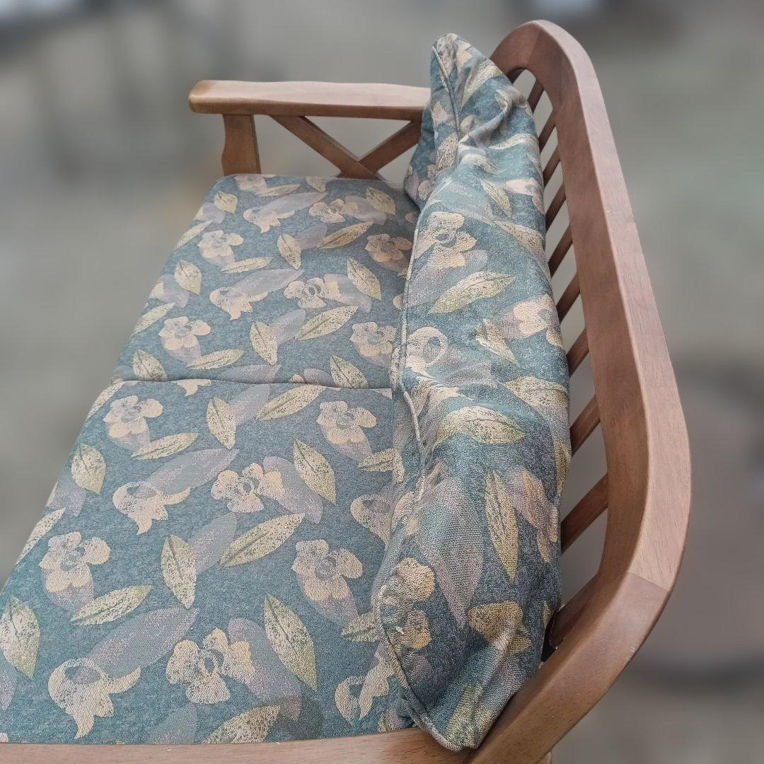 5077）カリモク　２人掛けソファー　難有品